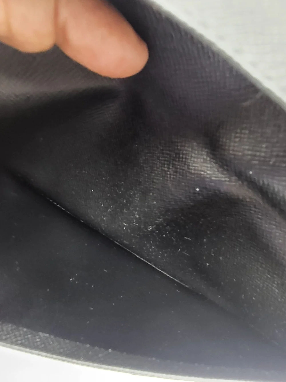 LOUIS VUITTON Taiga Porte Valeurs Organizer Wallet Black..Authentic..